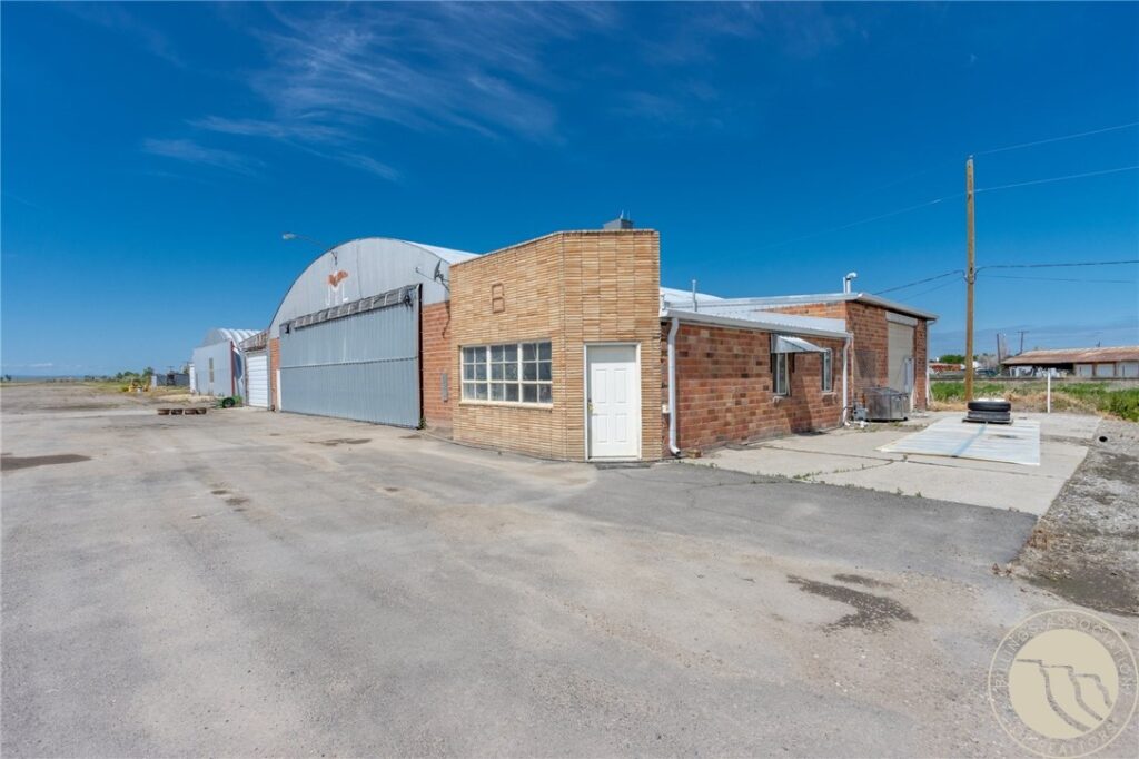 76 Sawyer Loop, Hardin, MT photo 2