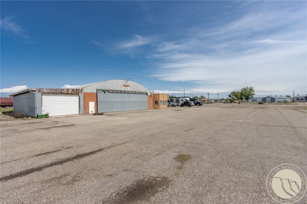 76 Sawyer Loop, Hardin, MT photo 9