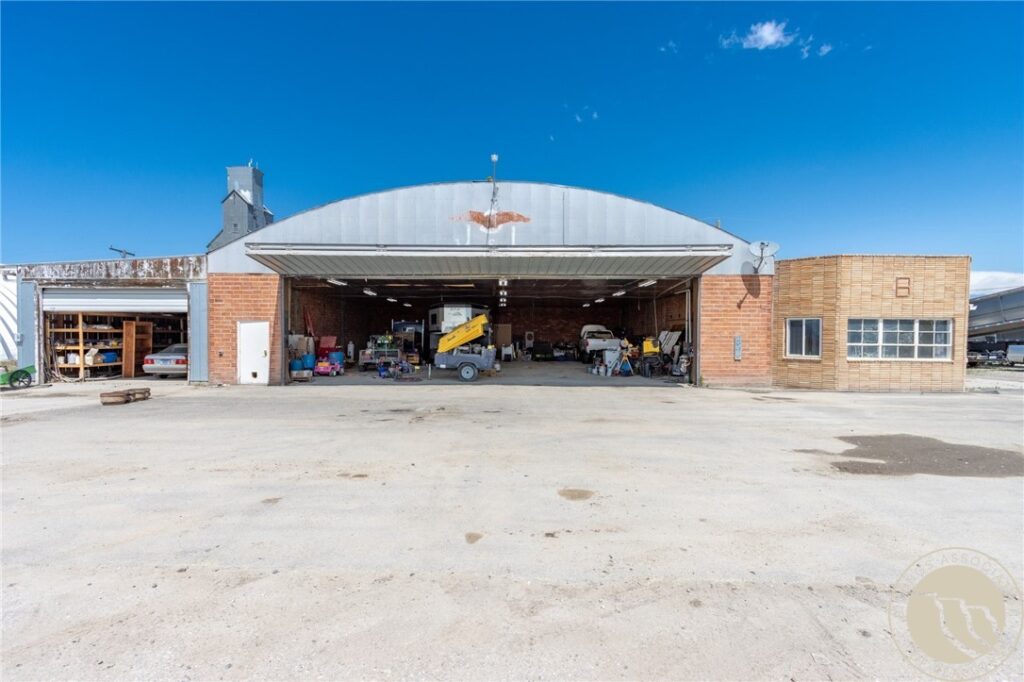 76 Sawyer Loop, Hardin, MT photo 10