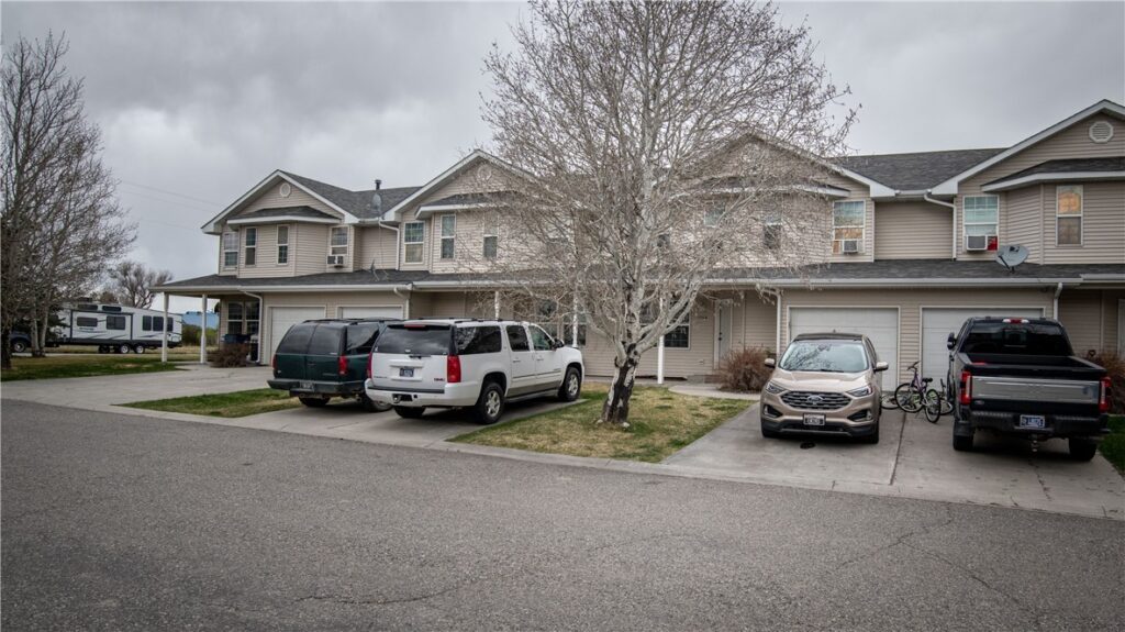 1004 Sheep Herder Lane, Big Timber, MT photo 4