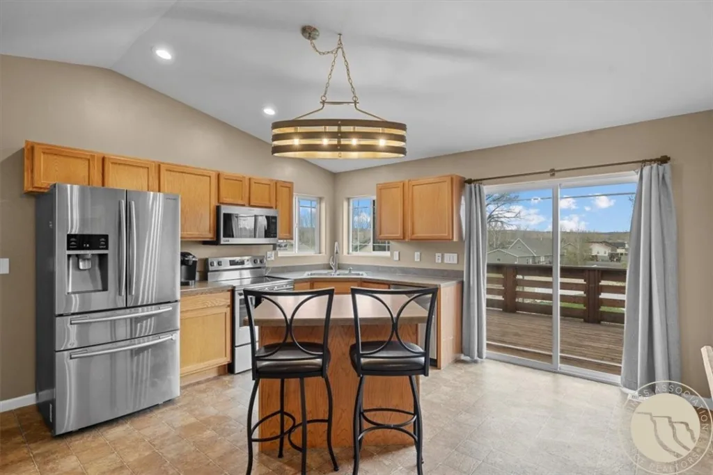 1836 Wicks Ln, Billings, MT photo 5