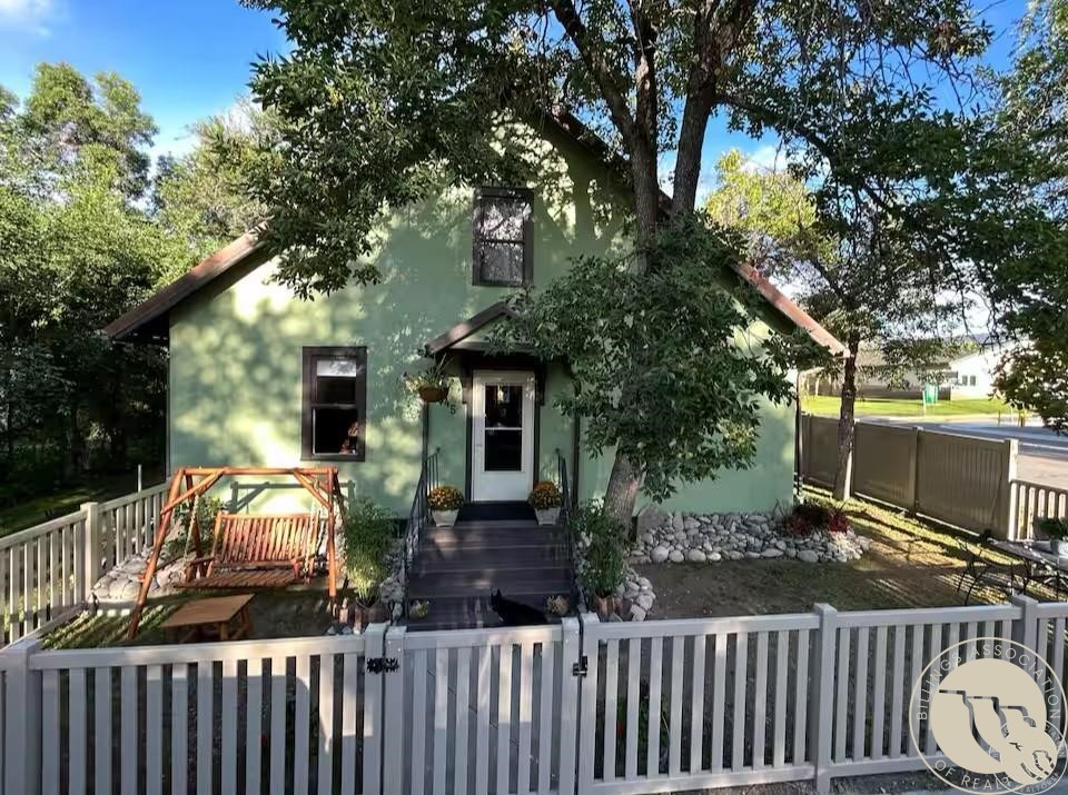 345 N 3rd St, Columbus, MT photo 1