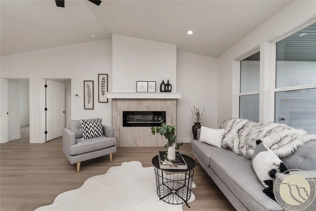 925 Madrid Drive, Billings, MT photo 2