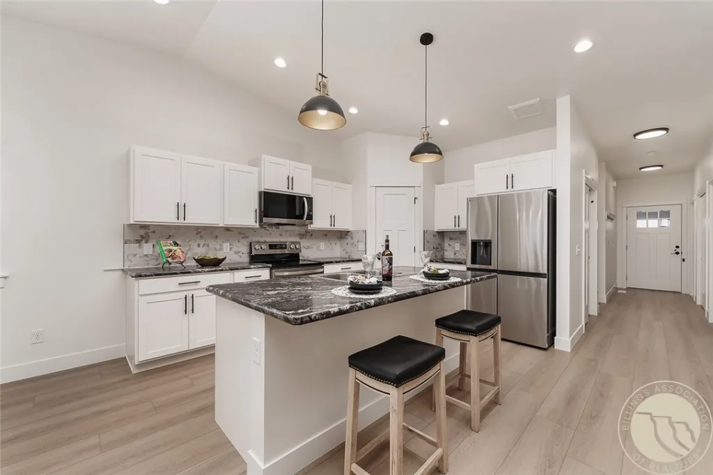 925 Madrid Drive, Billings, MT photo 7