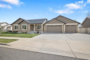 5324 Sundance Mountain Circle, Billings, MT photo 2