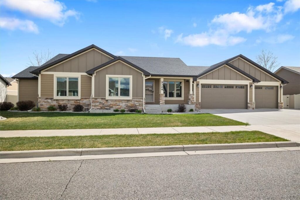 5324 Sundance Mountain Circle, Billings, MT photo 3