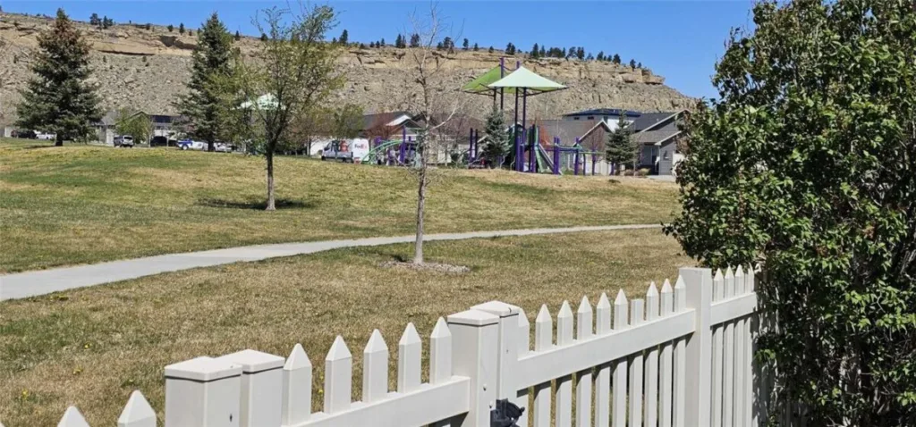 6728 Cove Creek Drive, Billings, MT photo 3