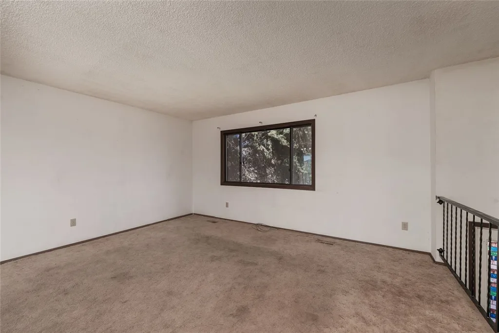 4032 Cambridge Drive, Billings, MT photo 3