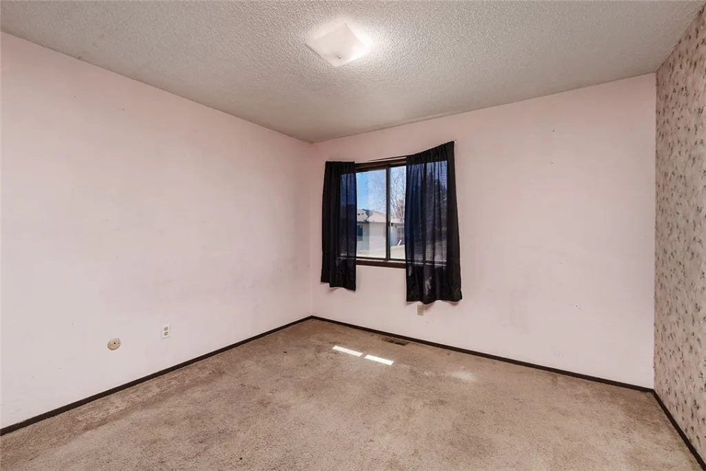 4032 Cambridge Drive, Billings, MT photo 9