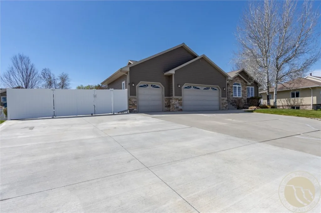 1870 Wentworth Drive, Billings, MT photo 2