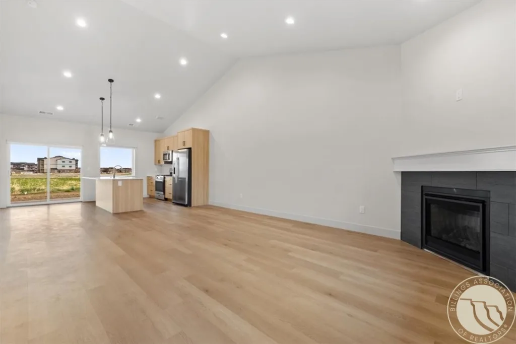 631 Willow Branch Road, Billings, MT photo 4
