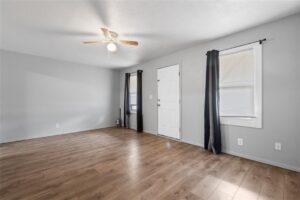 933 N 23rd Street, Billings, MT photo 4