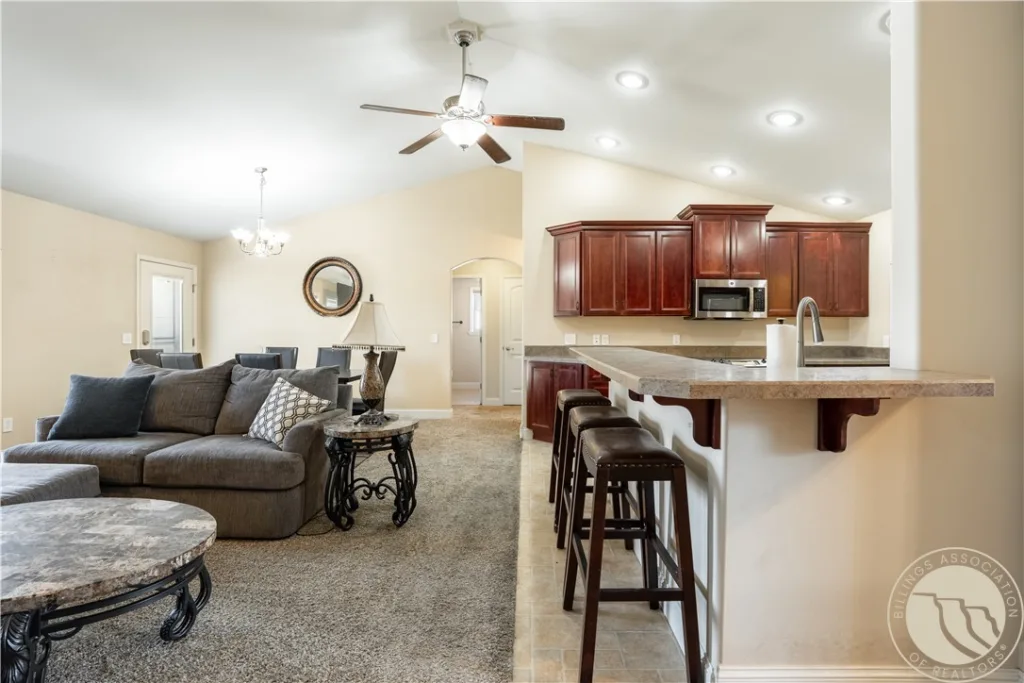 2937 Providence Place, Billings, MT photo 6