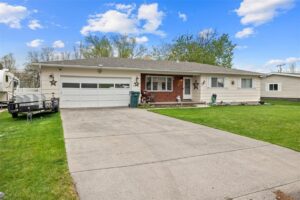 1346 Janie Street, Billings, MT photo 2
