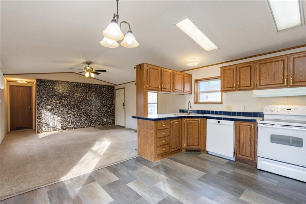 2616 Old Hardin Road 20, Billings, MT Single Family in Billings, MT photo 9