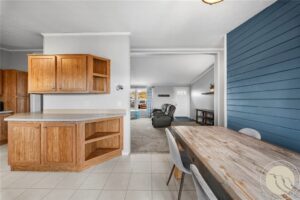 6830 Shooters Bluff Trl, Huntley, MT photo 10