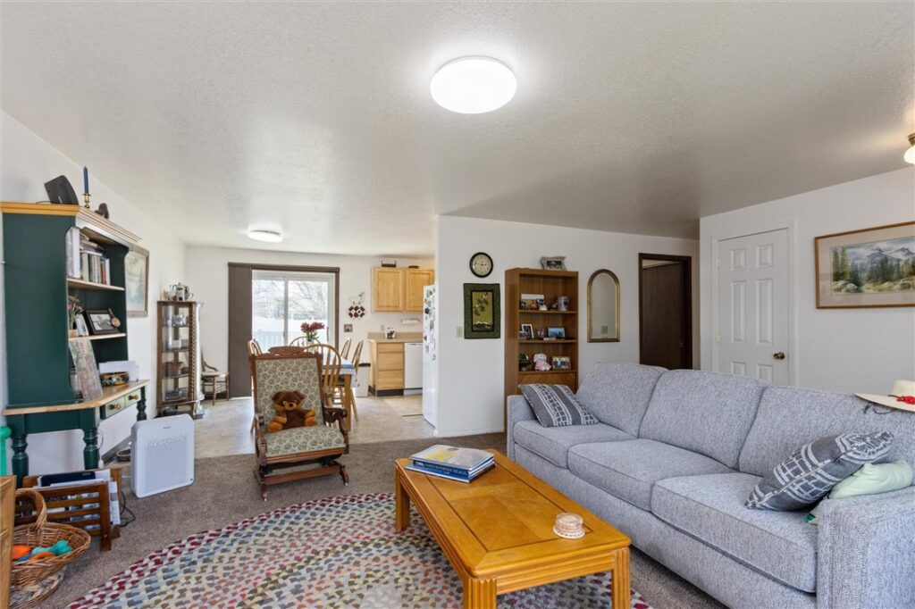608 Acorn Place, Billings, MT photo 7