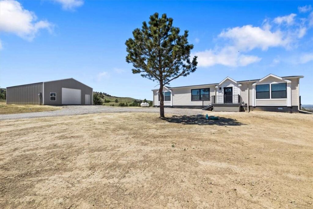 6855 Shooters Bluff Trail, Huntley, MT
