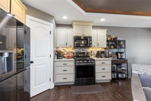 6603 Elder Grove Lane, Billings, MT photo 9