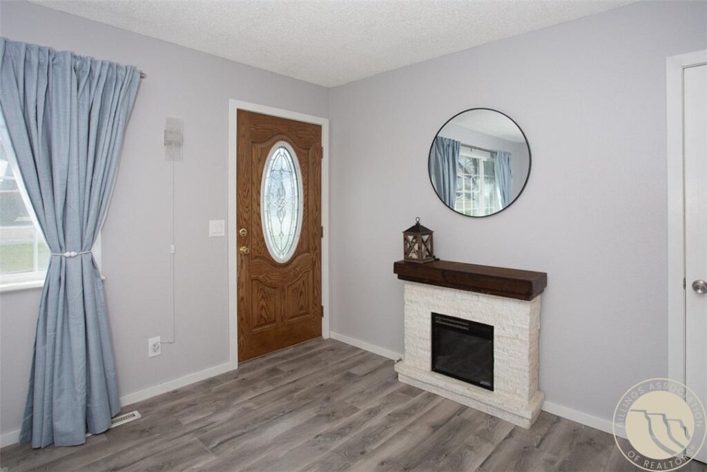 2012 Phoebe Dr, Billings, MT photo 3