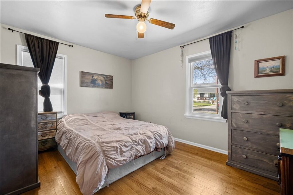 824 Wyoming Avenue, Billings, MT photo 10