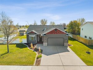 13 S 38th Street W, Billings, MT photo 2
