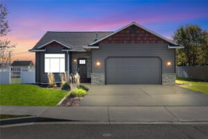 13 S 38th Street W, Billings, MT photo 3
