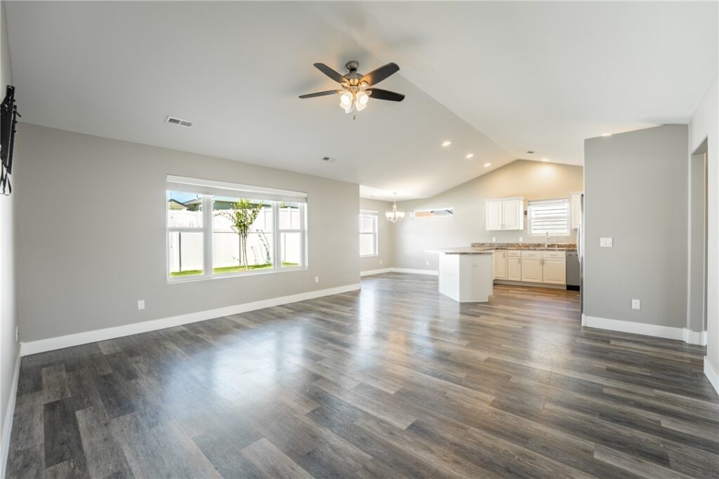 1294 Twin Lakes Drive, Billings, MT photo 5