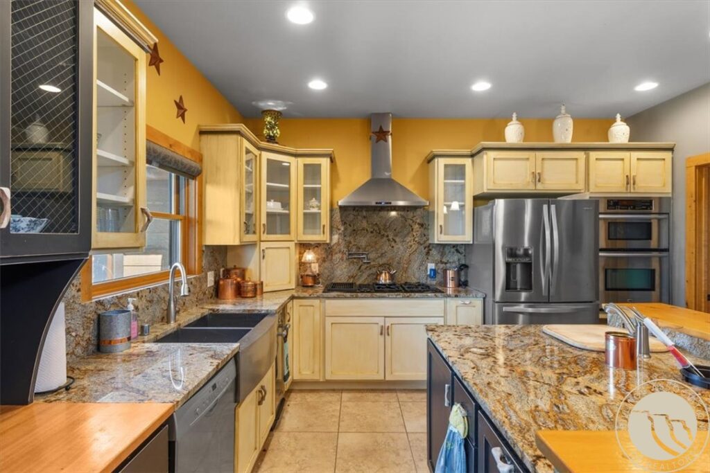 4545 High Trail Rd Road, Billings, MT photo 4