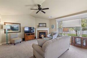 321 Stonegate Circle, Billings, MT photo 7