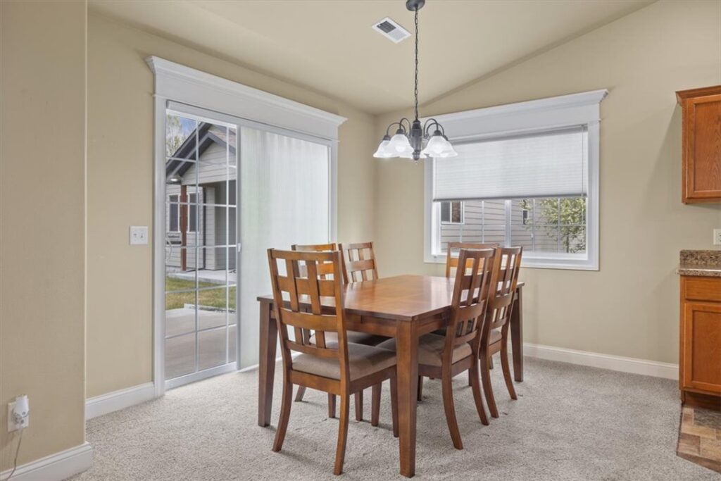 321 Stonegate Circle, Billings, MT photo 10