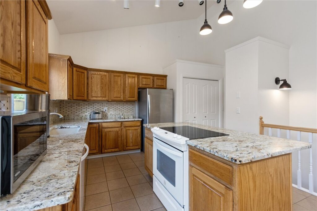 3131 Solar Boulevard 2, Billings, MT photo 7