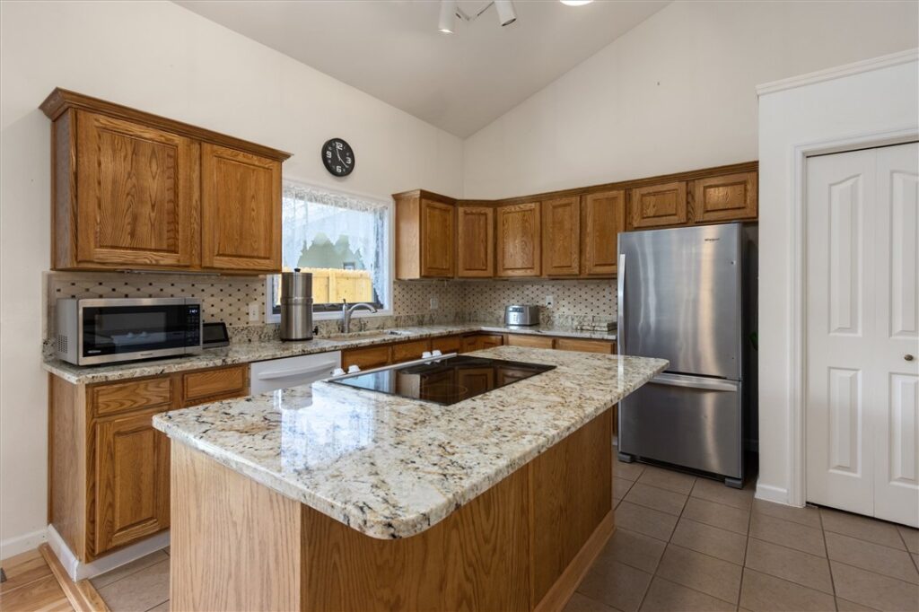 3131 Solar Boulevard 2, Billings, MT photo 8