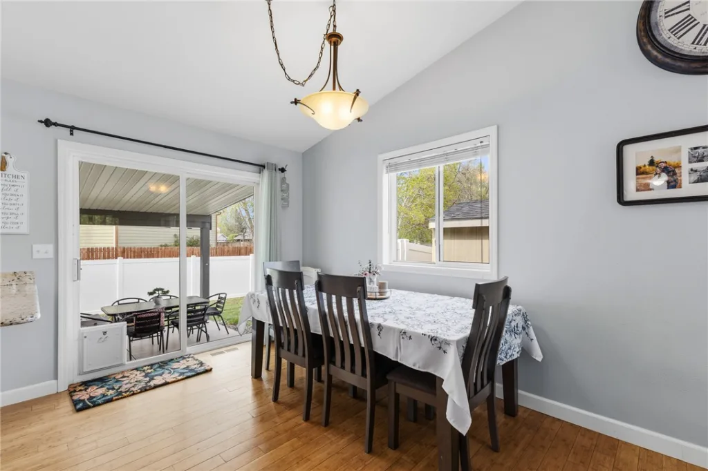 738 Briar Place, Billings, MT photo 4