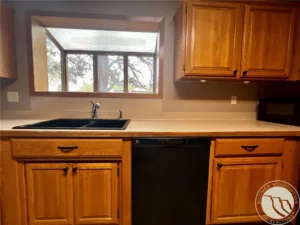 1080 Clark Avenue, Billings, MT photo 7