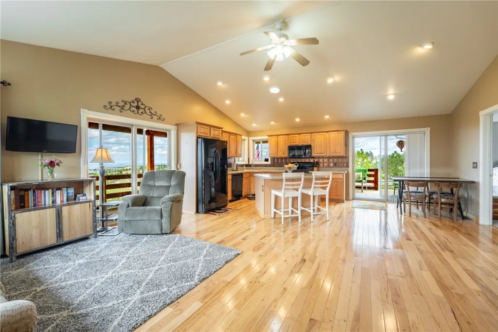 4244 Trailmaster Drive, Billings, MT photo 3