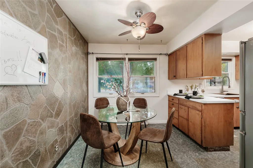 2547 Broadwater Ave, Billings, MT photo 4