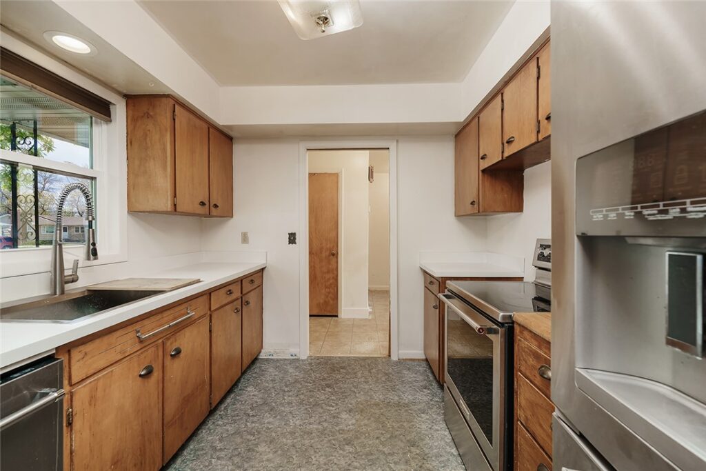 2547 Broadwater Ave, Billings, MT photo 6