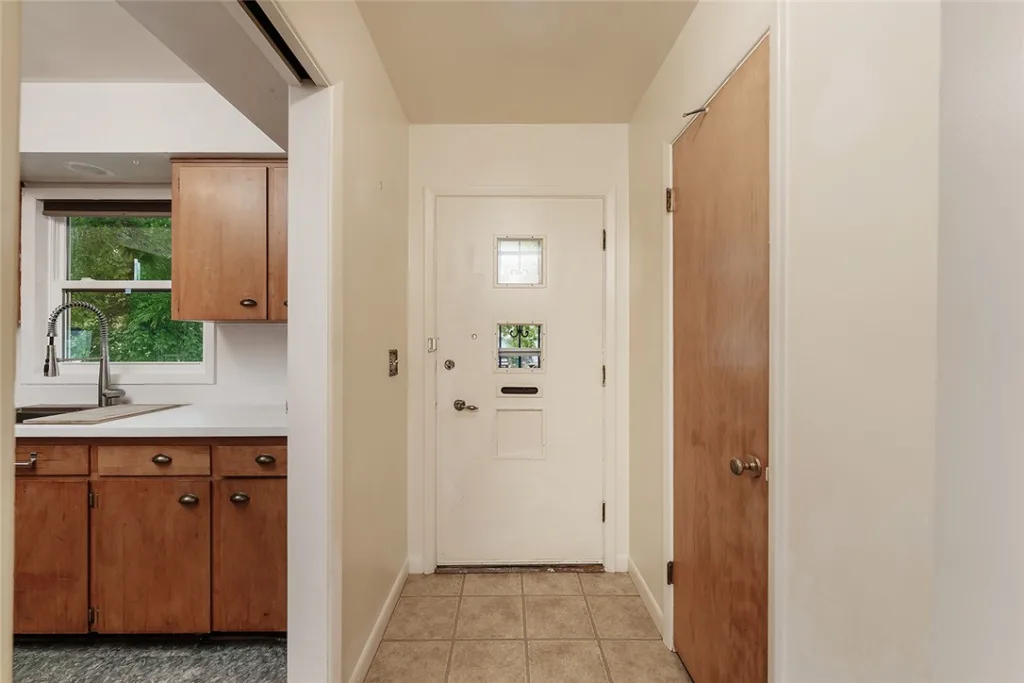 2547 Broadwater Ave, Billings, MT photo 8