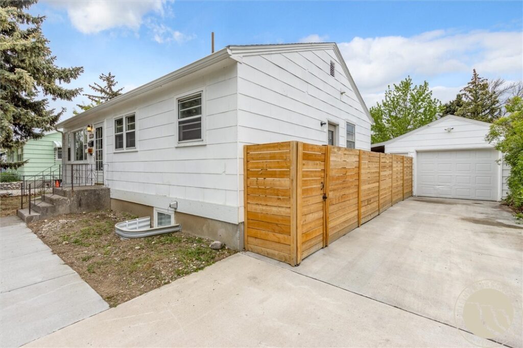 1836 Clark Avenue, Billings, MT photo 2