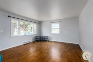 1836 Clark Avenue, Billings, MT photo 4