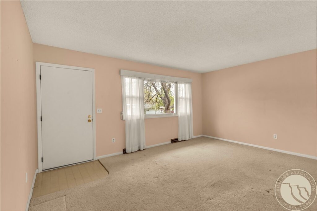 2702 Rehberg Lane, Billings, MT photo 2