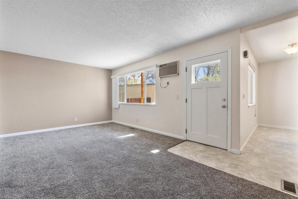 2252 Avenue C, Billings, MT photo 6