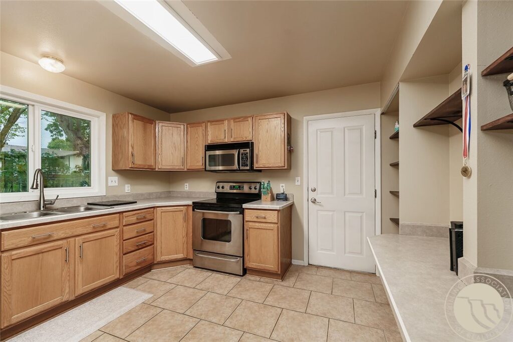 1030 Nutter Boulevard, Billings, MT photo 9