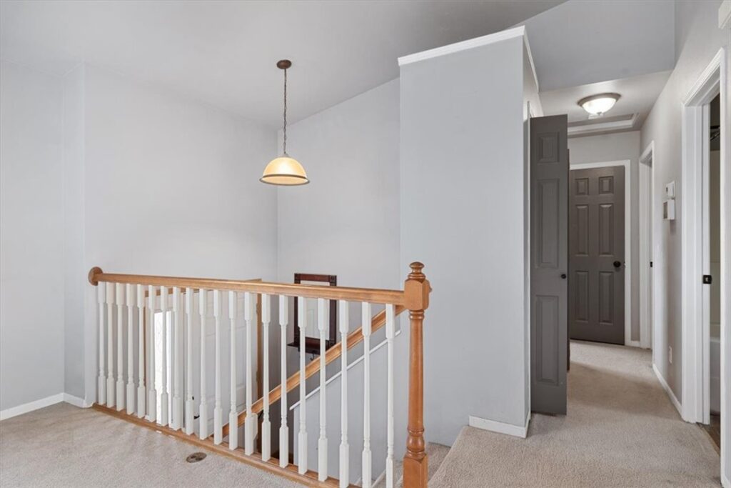 7645 Century Hills Road N, Billings, MT photo 5
