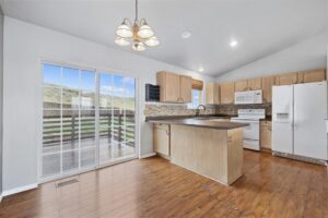 7645 Century Hills Road N, Billings, MT photo 6
