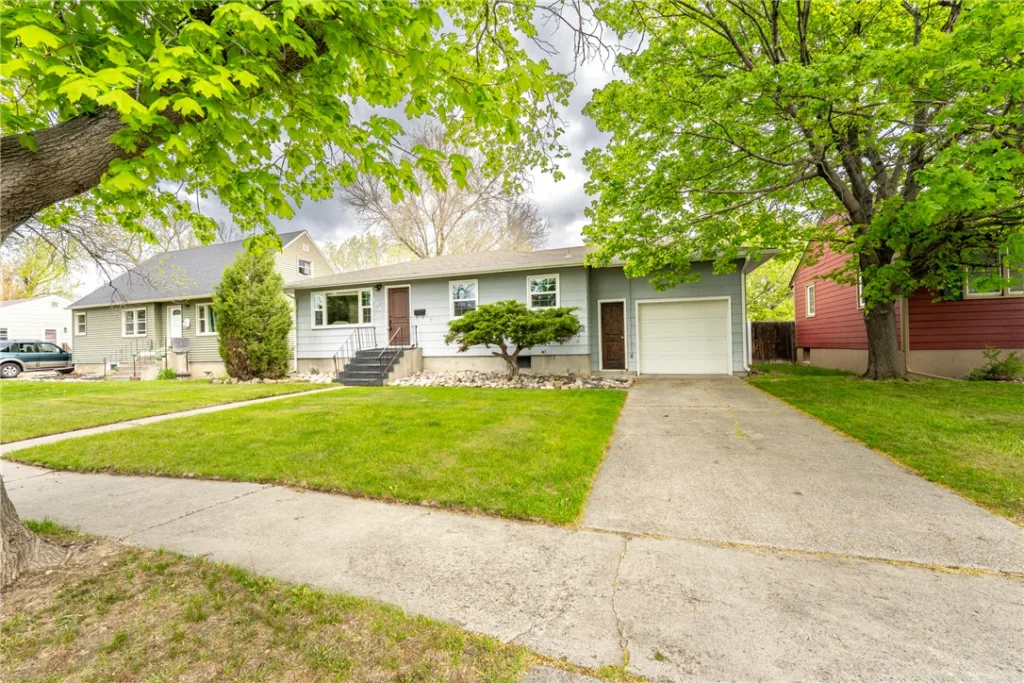 1815 Wyoming Avenue, Billings, MT photo 2