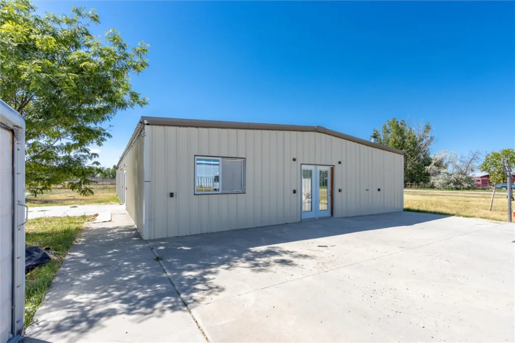 7230 N Eggebrecht Lane, Billings, MT