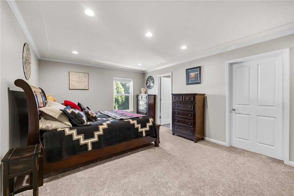 1217 Crystal Lake Lane, Billings, MT photo 6