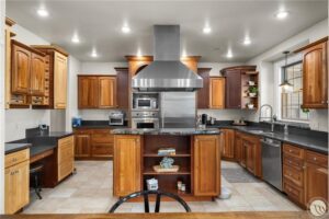 1605 Forest Park Drive, Billings, MT photo 5